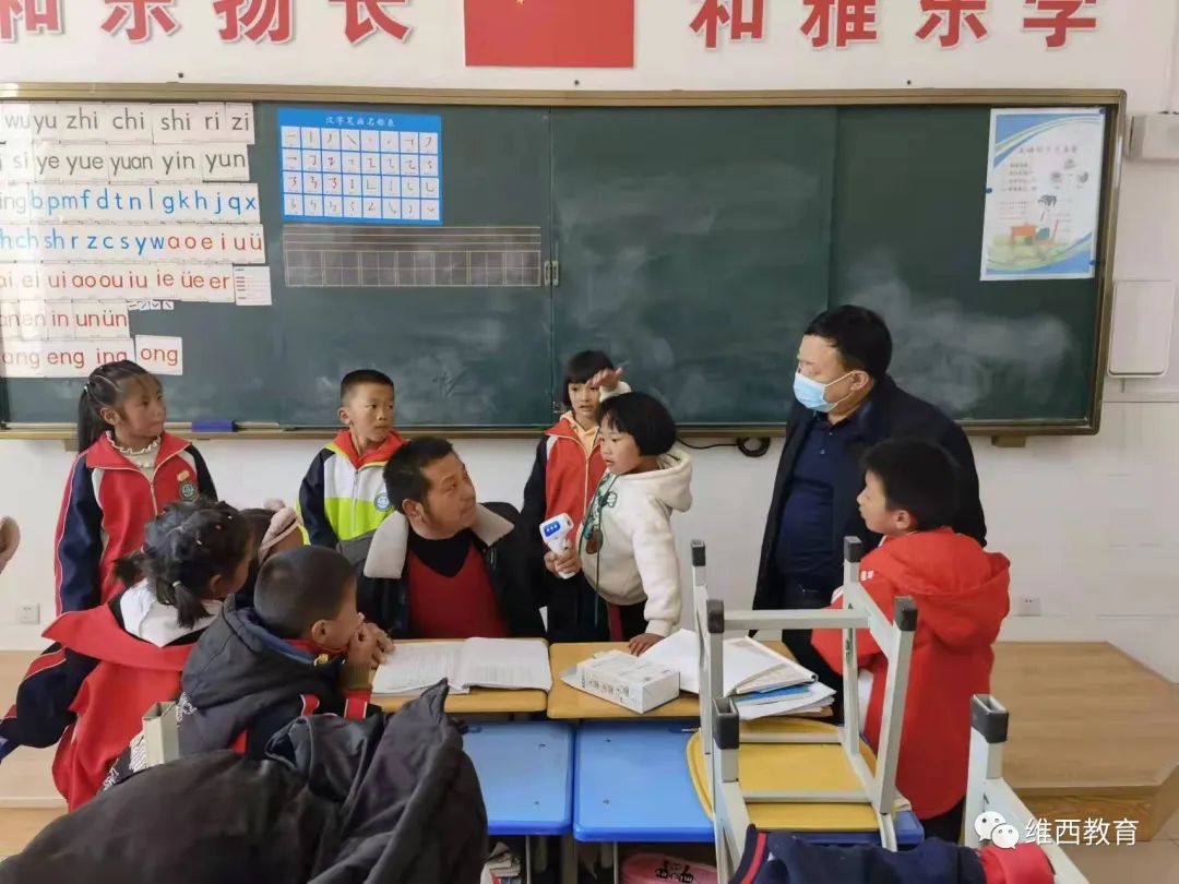 1647349188990078534.jpg 2.jpg