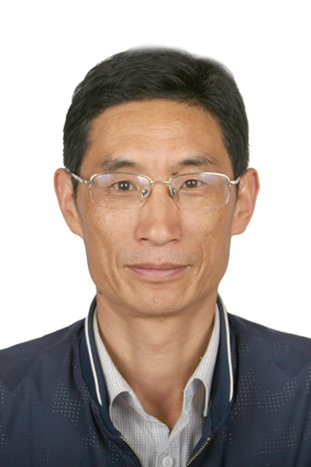 D:\办公室沙2018年材料\人事材料\干部档案专项审核表（最新）\处级领导照片\刘顺昌.jpg
