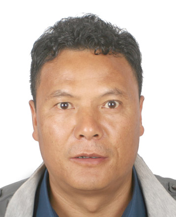 D:\办公室沙2018年材料\人事材料\干部档案专项审核表（最新）\处级领导照片\和文志.jpg